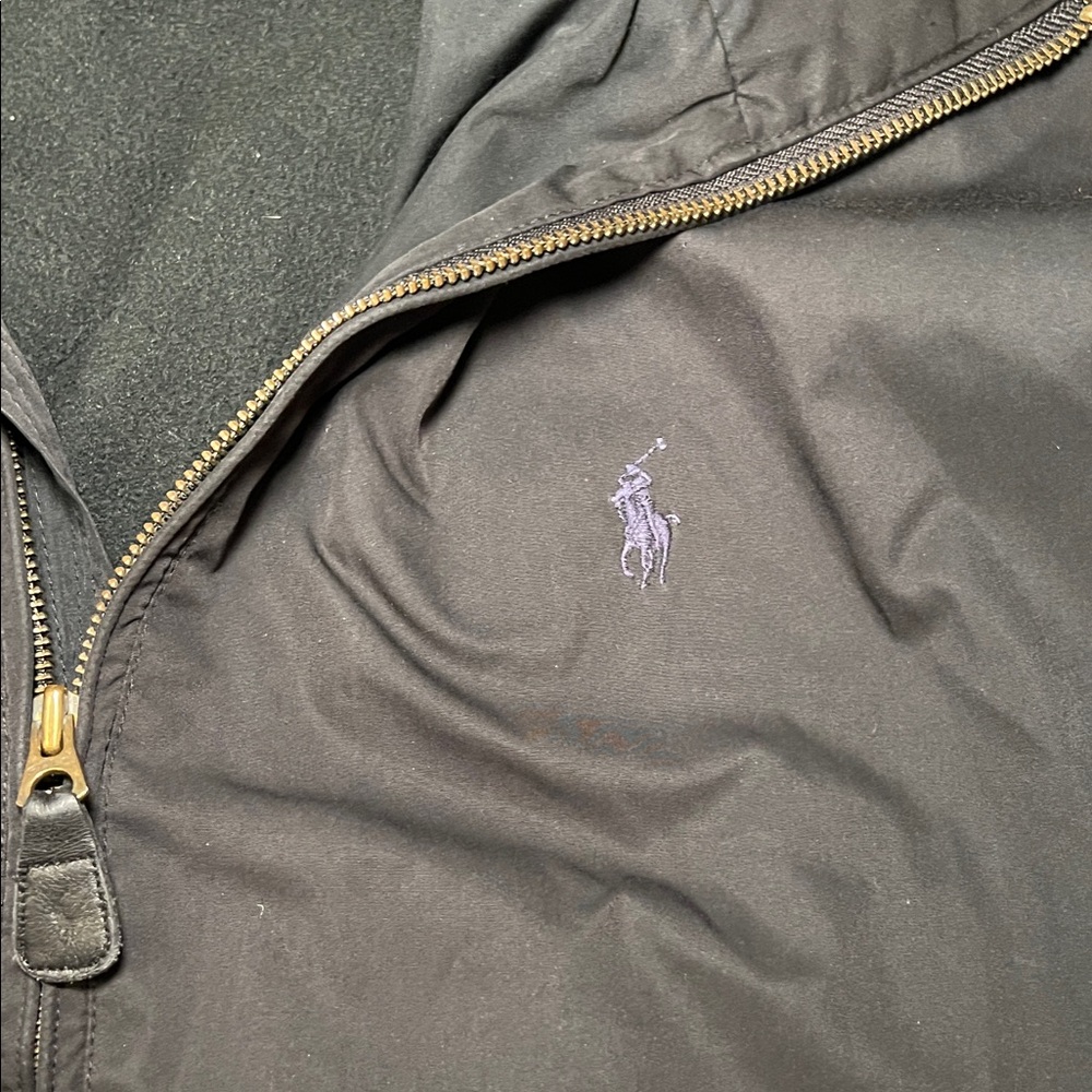 Vintage Polo by Ralph Lauren Men's Navy Windbreaker - Picture 4 of 12